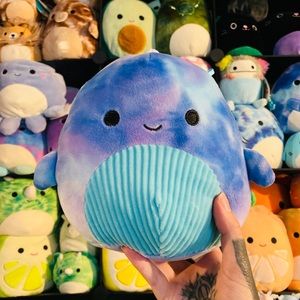 Squishmallow Cyan the whale 7.5”